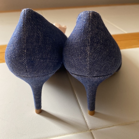 Simply Styled size 7M jeans fabric style shoes never been worn. - Picture 3 of 5